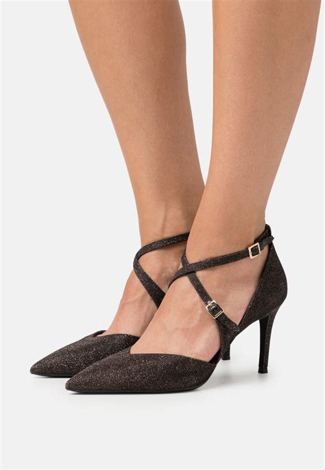 michael kors pumps 40